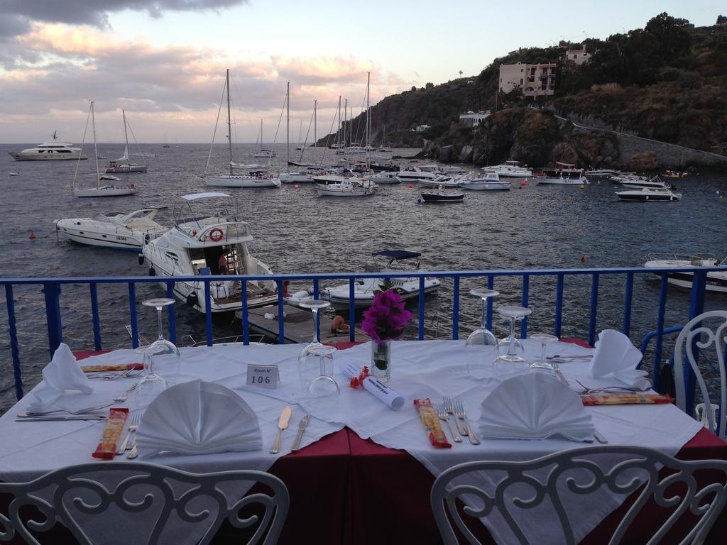 Hotel Rocce Azzurre Đảo Lipari Ngoại thất bức ảnh