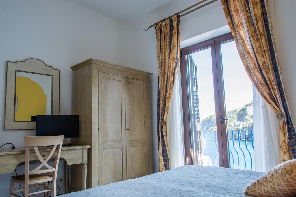 Hotel Rocce Azzurre Đảo Lipari Ngoại thất bức ảnh