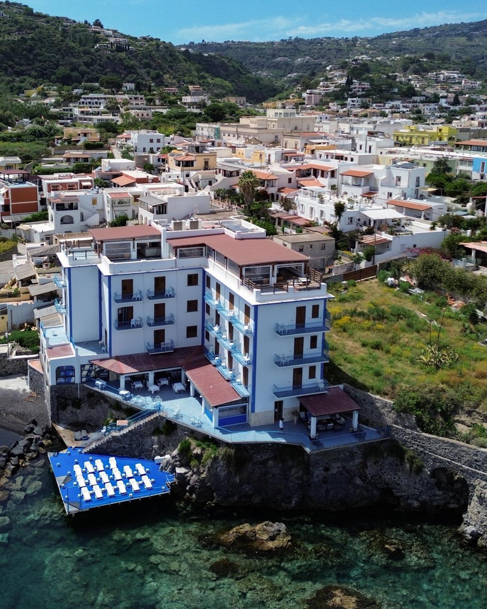 Hotel Rocce Azzurre Đảo Lipari Ngoại thất bức ảnh
